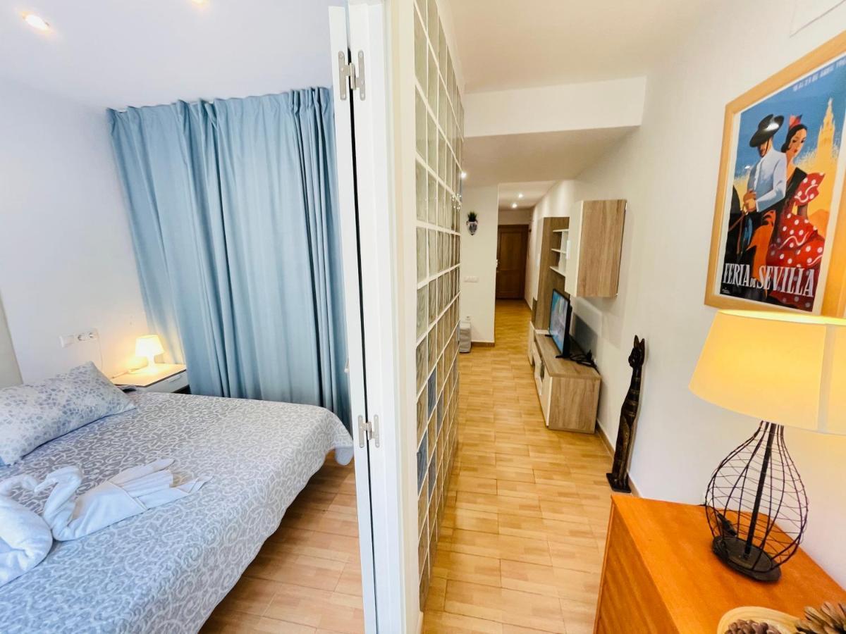 San Antonio - Beach, Pool And Terrace Торемолинос Екстериор снимка